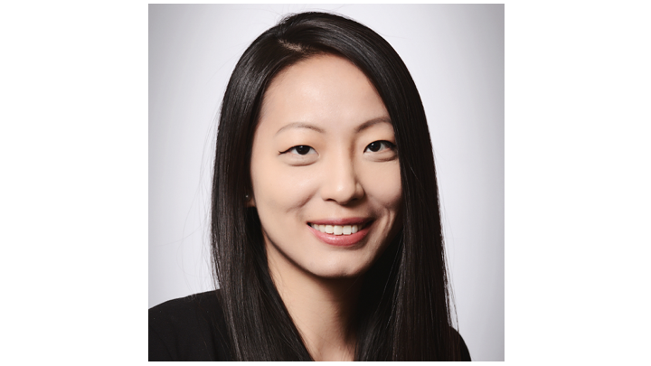 Jennifer Zhou JD '17 MBA '17
