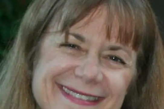 Isabella Isola '86